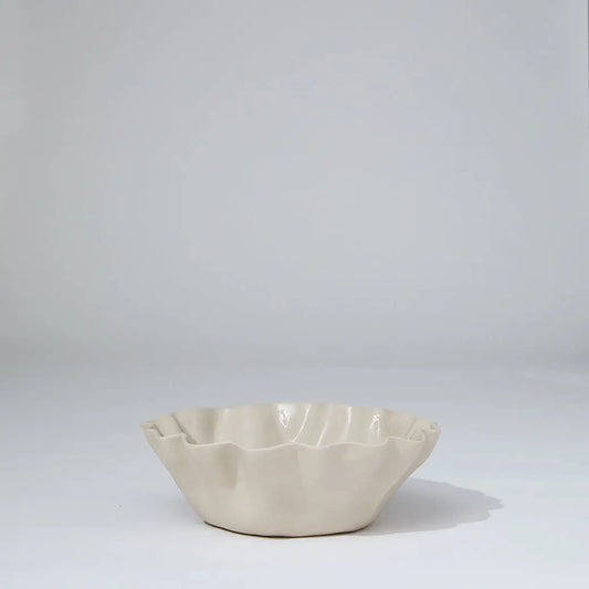 Ruffle Bowl - Chalk White (M)