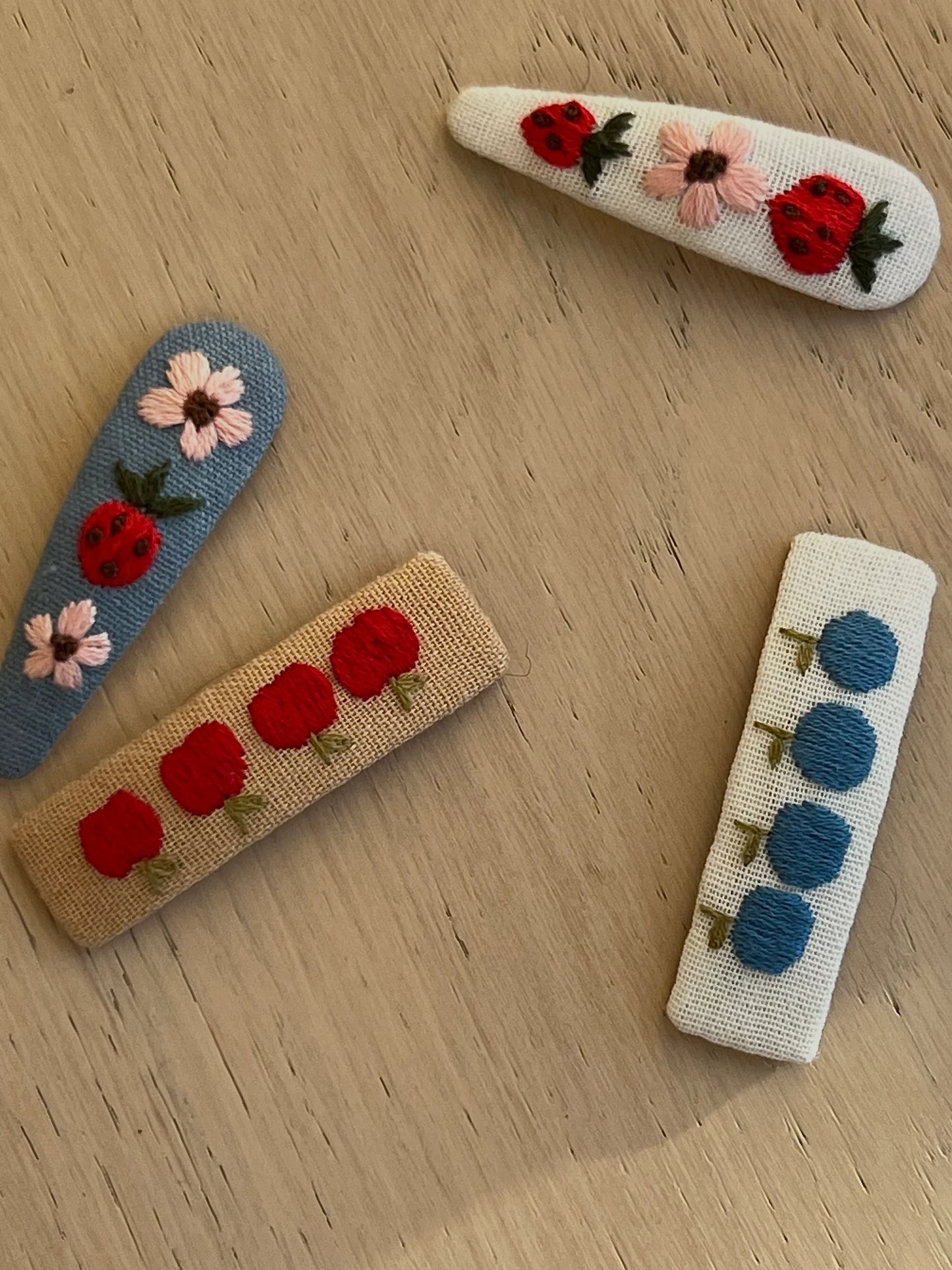 Market Hair Clip Set in Linen - NWP Registry