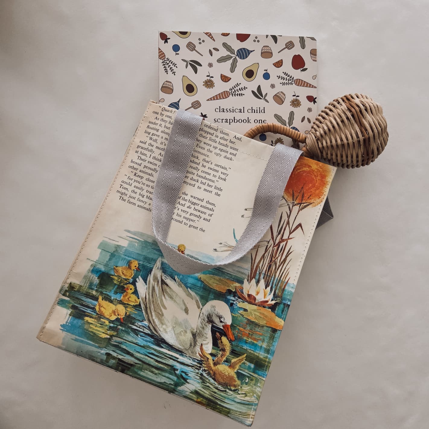 Story Book Baby Tote - Ducks