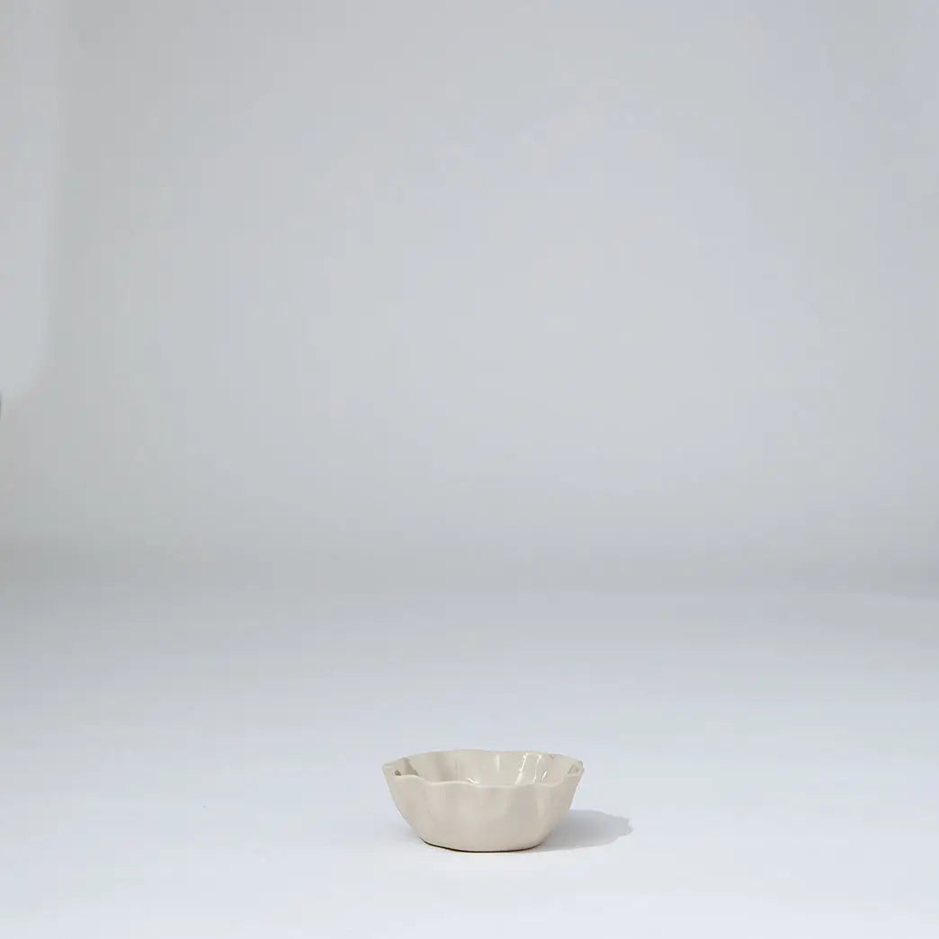 Ruffle Bowl - Chalk White (XS)