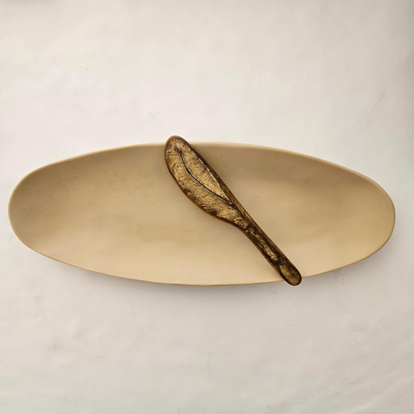 Resin Cheese Knife - Gold Swirl